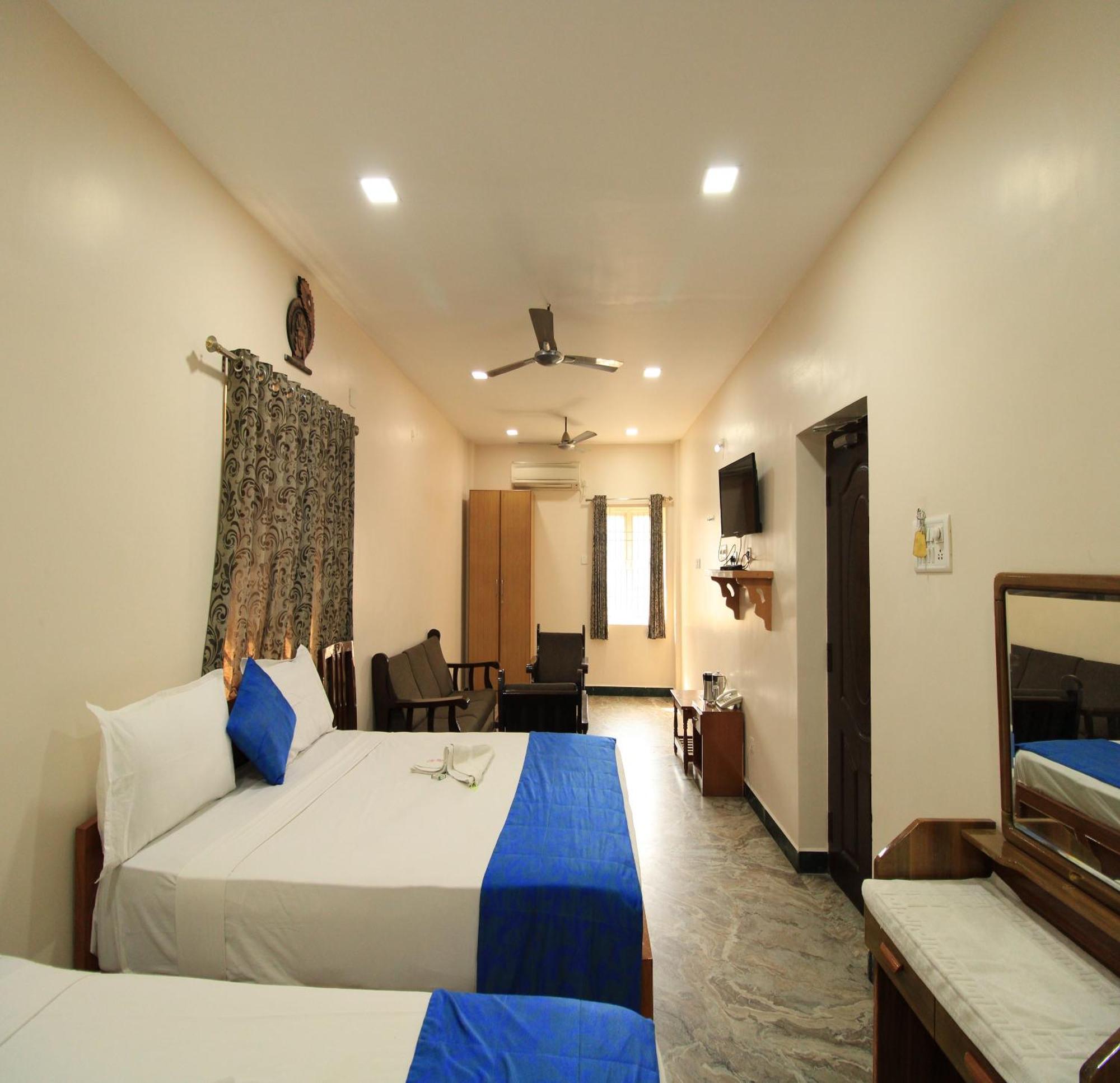 Hotel Rathnavel Towers Chennai Esterno foto