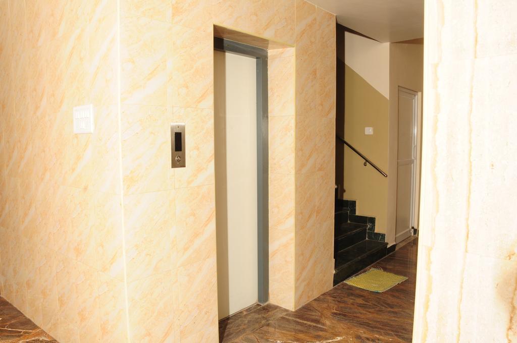 Hotel Rathnavel Towers Chennai Esterno foto